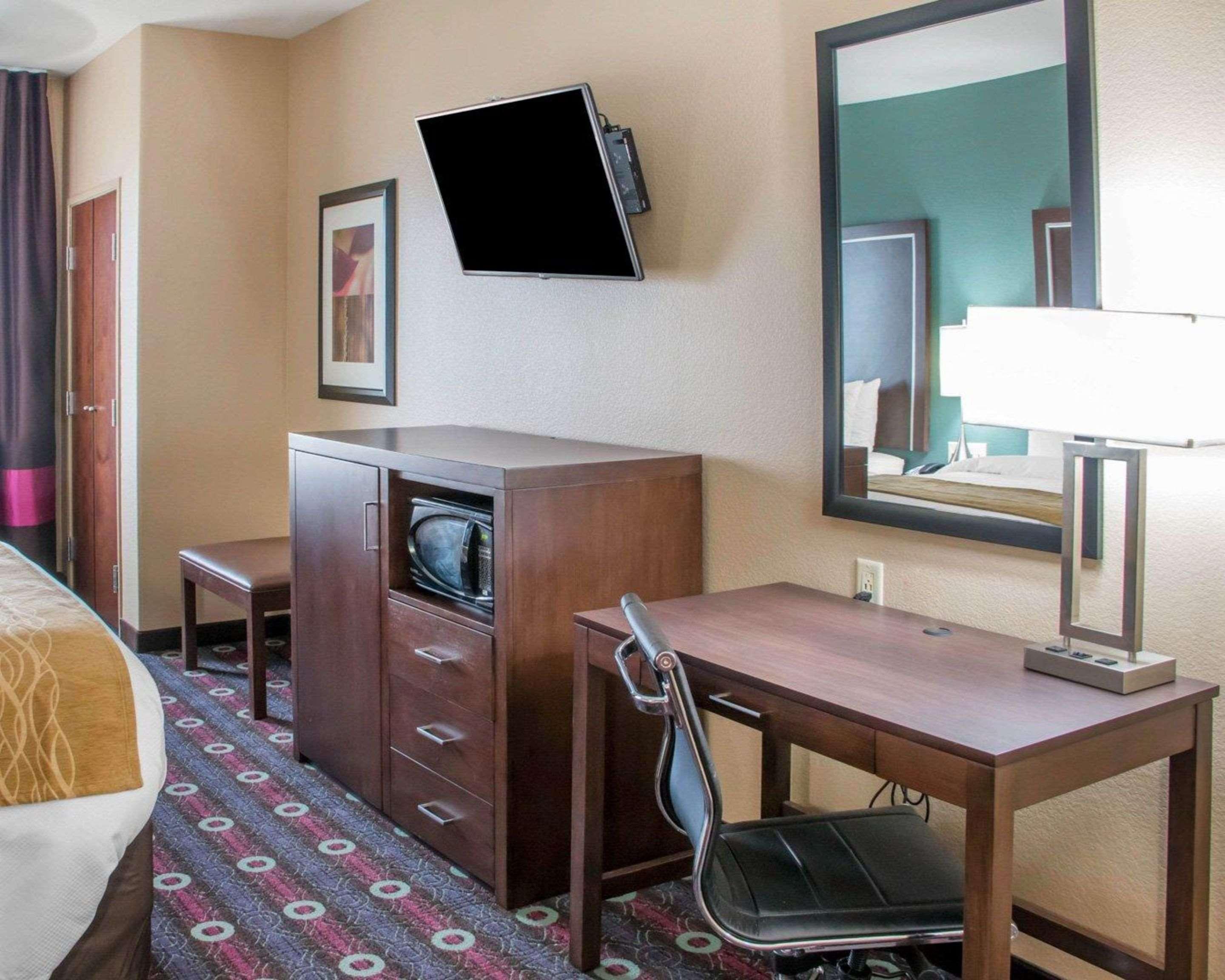 Comfort Inn & Suites San Marcos Bagian luar foto