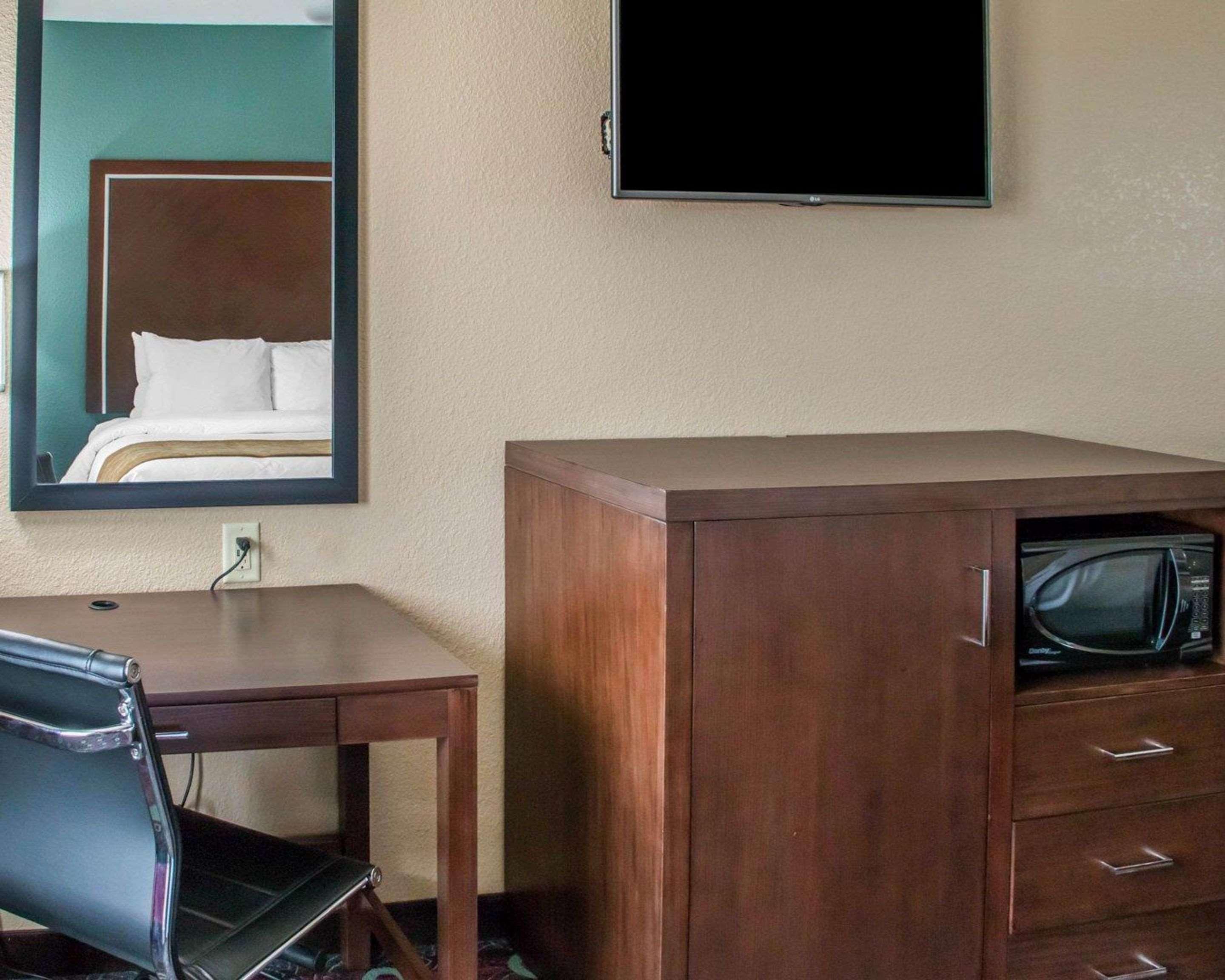 Comfort Inn & Suites San Marcos Bagian luar foto