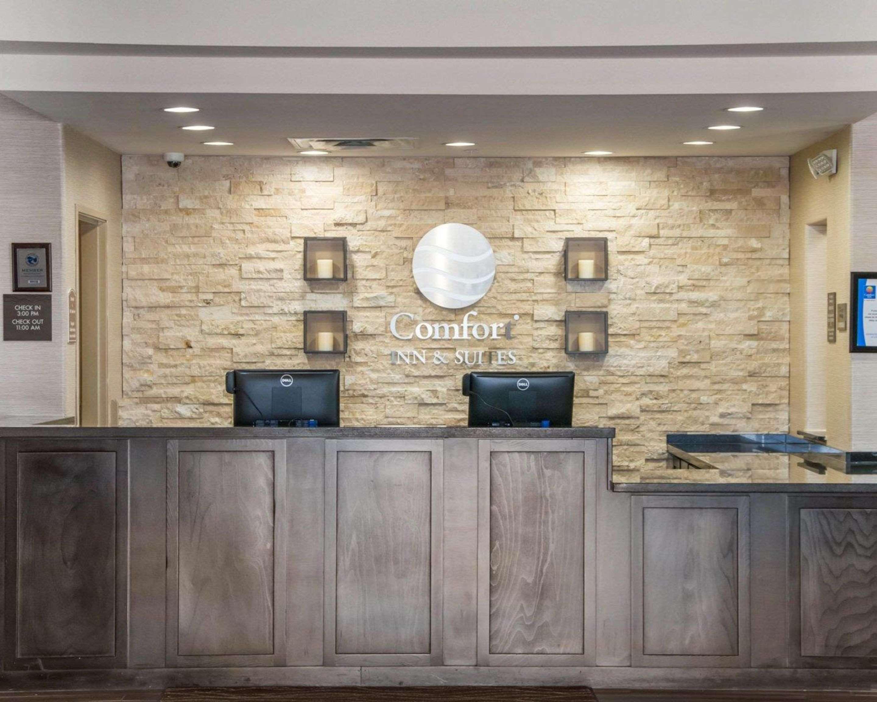 Comfort Inn & Suites San Marcos Bagian luar foto
