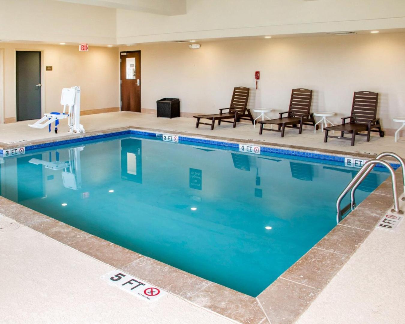 Comfort Inn & Suites San Marcos Bagian luar foto
