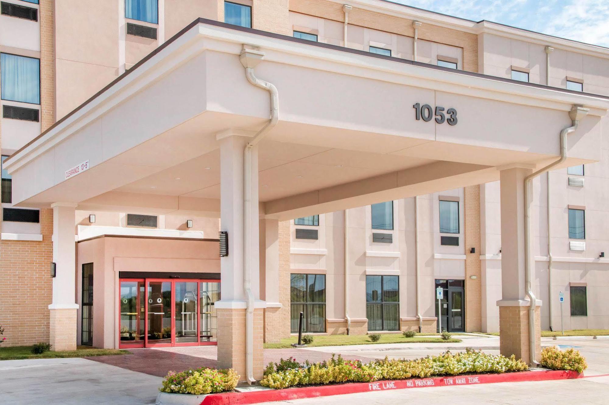 Comfort Inn & Suites San Marcos Bagian luar foto