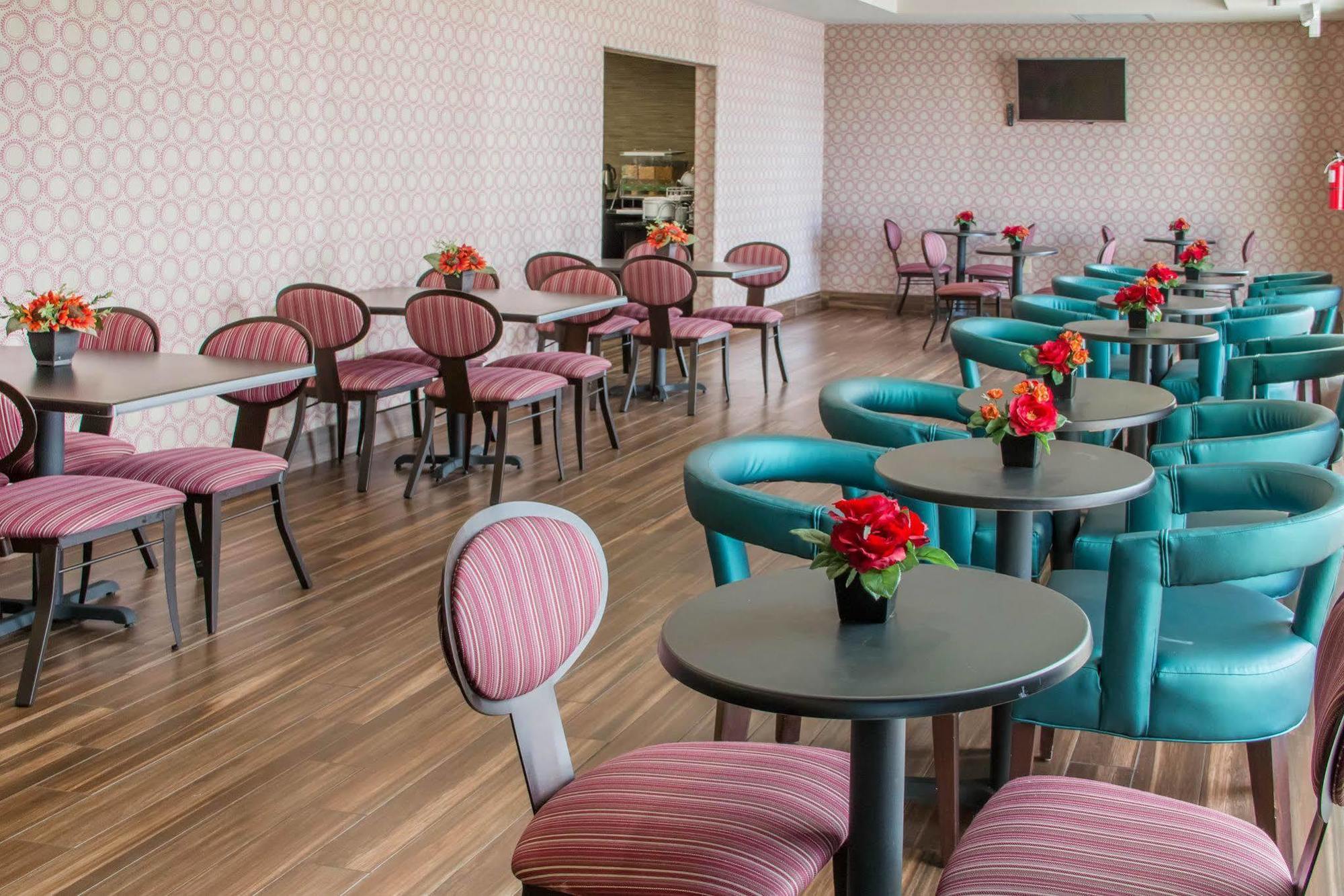 Comfort Inn & Suites San Marcos Bagian luar foto